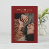 Save The Date Minimalist Monogram Wine Red Wedding Photo (Debout devant)