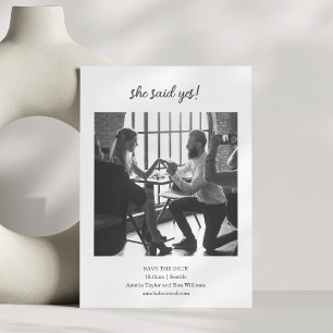 Save The Date Minimaliste Elle a dit oui Photo Fun Couple marié
