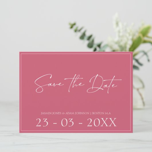 Save The Date Minuscule Magenta Rose Script Mariage Enregistrer (Debout devant)