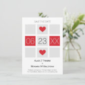 Save The Date Modern Checkerboard Wedding Date Names in Red (Debout devant)
