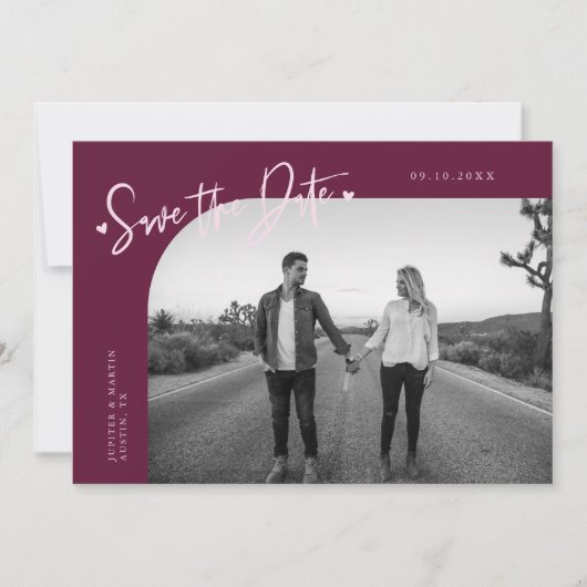 Save The Date Modern Script Heart Cranberry Curved Frame Photo (Devant)