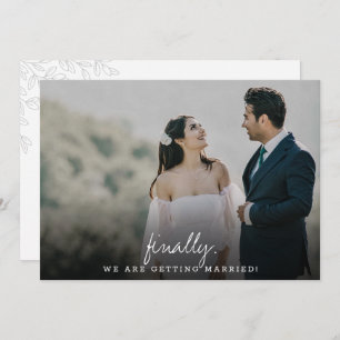 Save The Date Moderne et simple Finalement calligraphie plat