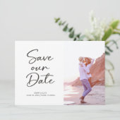 Save The Date Moderne Mariage Photo Brush Script 2 (Debout devant)