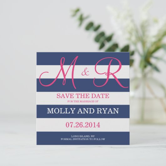 Save The Date Monogramme bleu marine et rose Enregistrer la date (Debout devant)