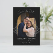 Save The Date Monogramme de mariage noir photo d'arche rustique  (Debout devant)