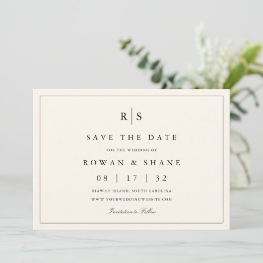 Save The Date Monogramme noir et écrin classique photo horizonta (Debout devant)
