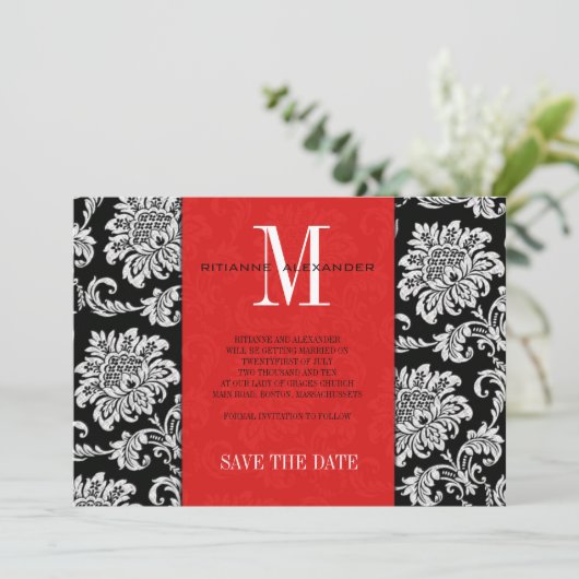 Save The Date Monogramme noir rouge Mariage damassé Enregistrer  (Debout devant)