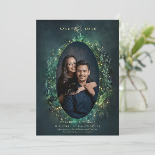 Save The Date Moody Dark Elegant Enchanted Forest Mariage photo (Debout devant)