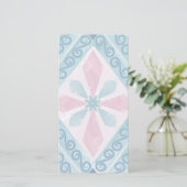 Save The Date motif bleu en forme de diamant (Debout devant)