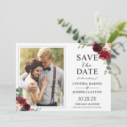 Save The Date Navy Blue Burgundy Rustic Floral Photo Mariage (Debout devant)