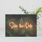 Save The Date Neon moderne verte tropicale Enregistrer la date (Debout devant)