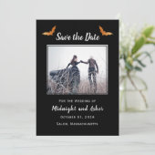 Save The Date Noir Halloween Mariage Gothique Enregistrer La Dat (Debout devant)