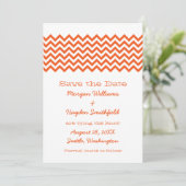 Save The Date Orange Simple Chevron Enregistrer l'Invitation de (Debout devant)