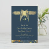 Save The Date Papillon Art Déco Monogramme Mariage bleu et or (Debout devant)