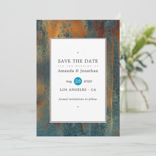 Save The Date Patina en cuivre de Grunge et Mariage Turquoise (Debout devant)