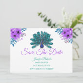 Save The Date Peacock vert et bleu | Fleurs d'aquarelle violette (Debout devant)