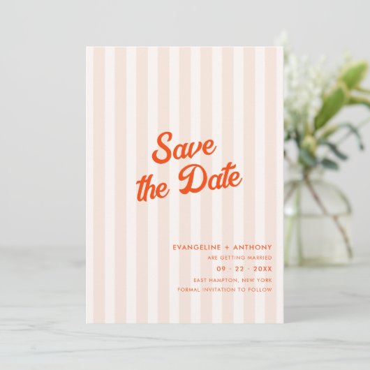 Save The Date Pêche et Tangerine Mariage rétro rayé (Debout devant)
