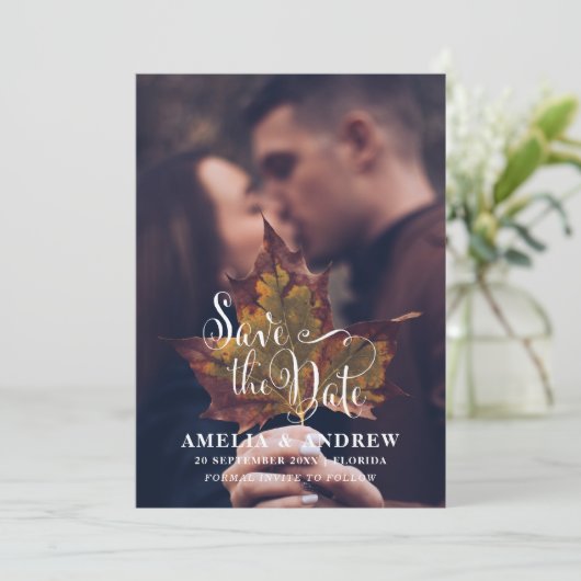 Save The Date Photo d'automne moderne Enregistrer la date Mariag (Debout devant)