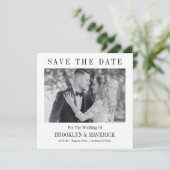 Save The Date Photo de mariage noir et blanc écriture moderne (Debout devant)