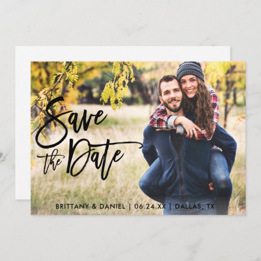 Save The Date Photo Enregistrer La Date Modern Brush Script Card (Devant / Derrière)