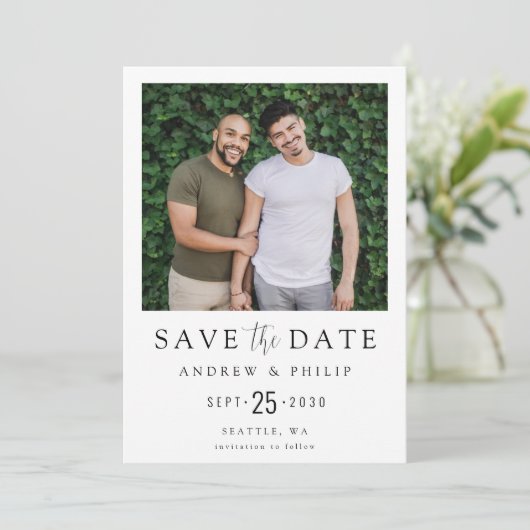 Save The Date Photo Minimale Moderne LGBTQ Enregistrer La Date (Debout devant)