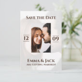Save The Date Photo moderne et simple enregistrer la date (Debout devant)