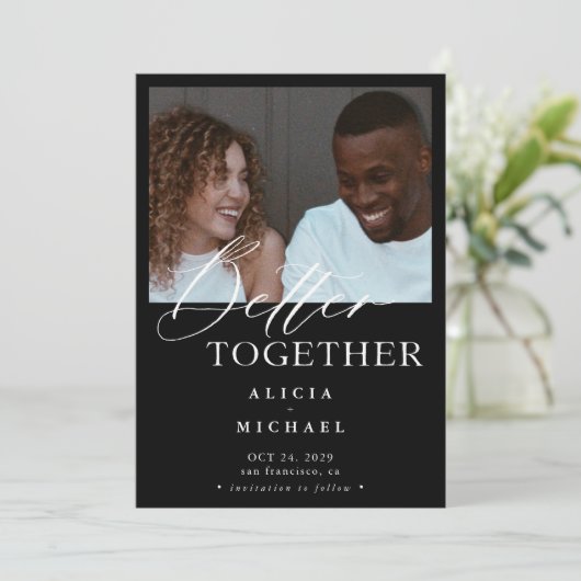 Save The Date Photo moderne noir et blanc simple mariage (Debout devant)