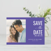 Save The Date Photo Moderne Violet Joyeux (Debout devant)