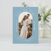 Save The Date Photo Ovale moderne Enregistrer la date Dusy Blue (Debout devant)