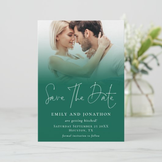 Save The Date Photo Overlay QR Emerald Green Script Mariage (Debout devant)