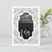 Save The Date Photo romantique baroque noir et blanc (Debout devant)