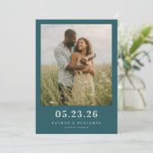 Save The Date Photo romantique de couleur sarcelle sereine (Debout devant)
