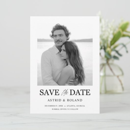 Save The Date Photo simple en noir et blanc Enregistrer la date (Debout devant)