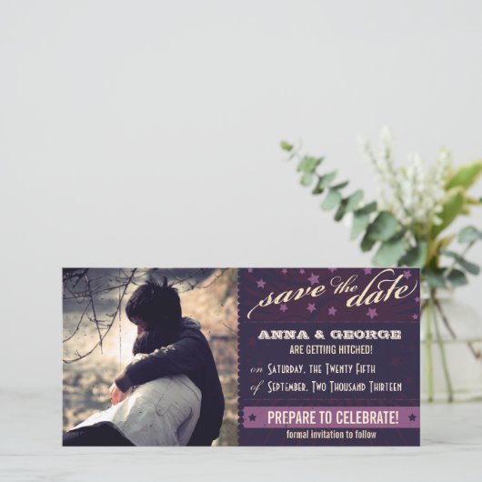 Save The Date Poster rustique : Eggplant Dream Enregistrer la da (Debout devant)