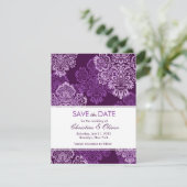 Save The Date Purple Eggplant Damask Enregistrer la date (Debout devant)