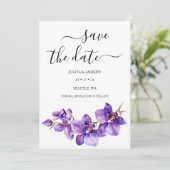 Save The Date Purple Orchidée blanc script unique mariage (Debout devant)