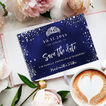 Save The Date Quinceanera marine bleu argent tiara glamour<br><div class="desc">Une petite fille et tendance Enregistrer la carte Date pour une Quinceañera, 15e anniversaire fête. Un arrière - plan bleu marine inégal. Décoré avec de la poussière de parties scintillant en faux argent et une tiare, couronne. Le texte : Save the Date est écrit avec un grand script de style...</div>