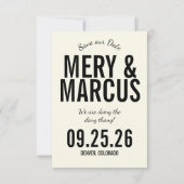Save The Date Retro Moderne Gras Jaune & Noir Écriture Mariage (Devant)