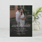 Save The Date Ribbon Script Minimalist Wedding Photo (Debout devant)