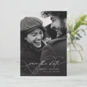 Save The Date Romantic Elegant Script Mariage photo (Debout devant)