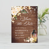 Save The Date Rose blanc Lanterne Rustique Bois Mariage code QR (Debout devant)