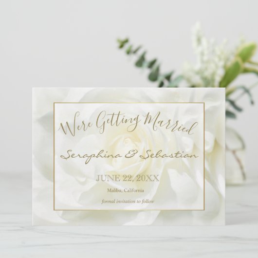 Save The Date Rose blanche et or nous nous marions Mariage (Debout devant)