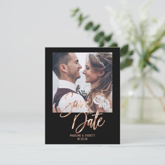 Save The Date Rose Gold Typographie moderne Enregistrer la date (Debout devant)