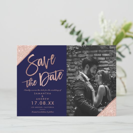 Save The Date Rose or parties scintillant script bleu marine enr (Debout devant)