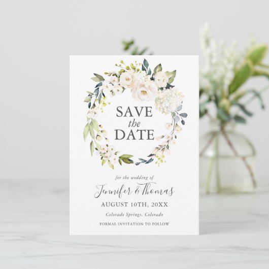 Save The Date Roses blanches et Hydrangeas Floral Enregistrer la (Debout devant)