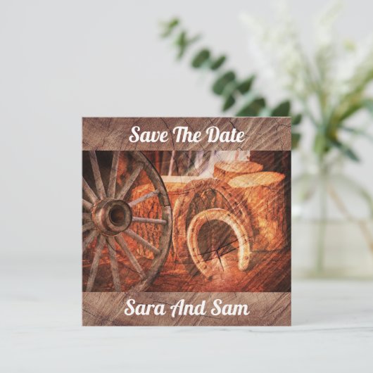 Save The Date Roue en Wagon Rustique Horseshoes Style Occidental (Debout devant)