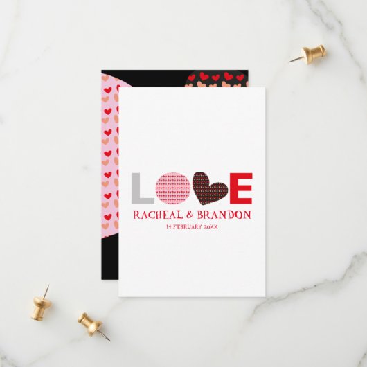 Save The Date rouge rose noir cœur lettre d'amour SAVE les dates (Devant/Arrière en situation)