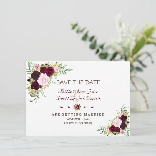 Save The Date Royal Burgundy Marsala Floral Enregistrer La Date (Debout devant)