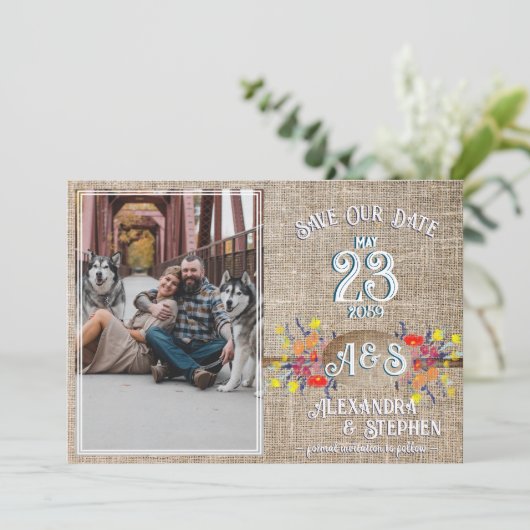 Save The Date Rustic Country Burlap Boho Fleur sauvage Mariage (Debout devant)