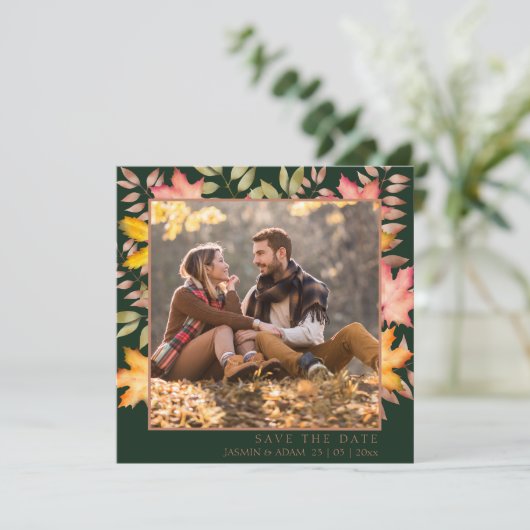 Save The Date Rustic Emerald Green Fall Leaves Mariage photo (Debout devant)